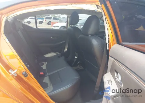 2024 Nissan Sentra Sr Xtronic Cvt z USA, uszkodzony, nr VIN 3N1AB8DV9RY358206